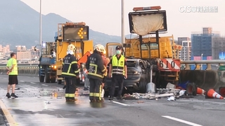 高速衝撞工程警戒車　爆炸起火！車主喪命