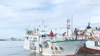 屏東籍漁船「旭承輝」火燒船　家屬盼海巡救援