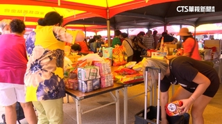 對「好兄弟」太小氣！？　奧客普渡完拿去賣場退貨