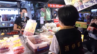 士林夜市水果攤阿婆轉戰饒河坑客？　市場處：待查證