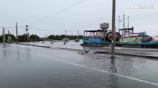 超級藍月引大潮　雲林箔子寮馬路成小河