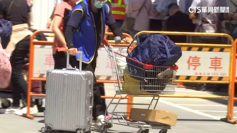 住家現裂縫.門無法關　大直雙數.南側百戶盼賠償