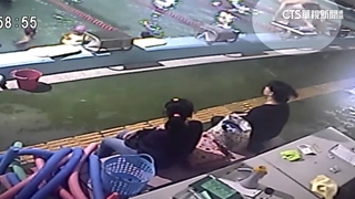 高中泳將練跳水癱瘓　父告學校求償千萬敗訴