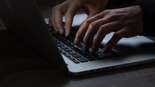 嫌文章冗長「留言罵作者三字經」　高雄男挨告判罰