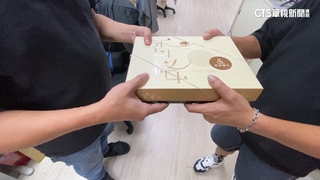 中秋送月餅「轉5手回家了」　離奇經歷：一盒永流傳