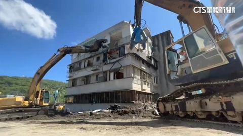 大直塌陷民宅開拆　「上咬下敲」避免影響鄰房