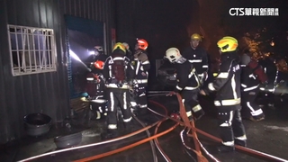 花蓮吉安倉庫火警　易燃物多爆炸聲頻傳