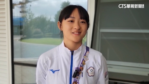 滑輪溜冰速度過樁　劉巧兮.丁于恩分獲金.銅牌