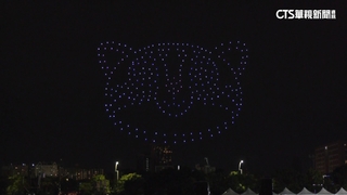 替國慶焰火暖身　無人機表演秀台中地標美食