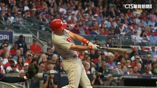 勇士Harris超美技「再見雙殺」　斷費城人逆轉攻勢