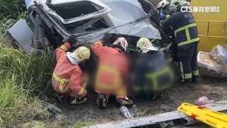 台二線「次氯酸鈉」槽車翻覆　駕駛送醫不治