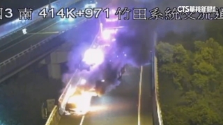 國3南下415K驚傳火燒車　警消灌救迅速撲滅