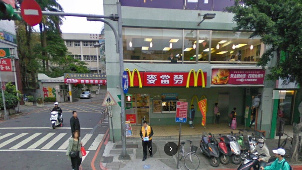星巴克三興門市的前身為麥當勞。圖／翻攝自GoogleMaps