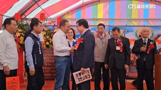 因門神廣告槓上　侯燦爭議後首同台一笑泯恩仇