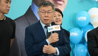 願與侯友宜結婚？ 柯文哲嘆氣：從報紙看到名字放結婚證書很奇怪