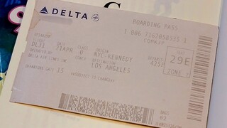 書店整理二手書見泛黃機票　母留「2行字」背後藏洋蔥