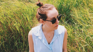 她好奇「為啥女生很少把頭髮整個綁起來」　一票網苦笑答：會變兵馬俑