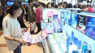 週年慶衝業績！　櫃姐分享推銷心法「貼心+適度讚美」