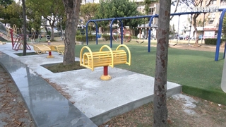 公園遊戲區地面落差近20公分　女童摔倒頭破血流