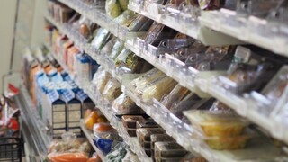 超商2店員「露下體」拍不雅片　總公司氣炸提告　下場慘了