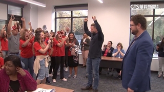 美北卡州小城選市長　同票兩人「擲硬幣」決勝負