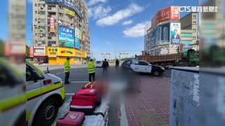 視線死角？　腳踏車遭右轉砂石車撞倒　婦慘遭輾斃