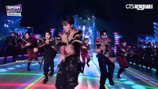 SEVENTEEN拿下MAMA兩大獎　團員感動落淚