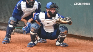 亞錦中華隊超級好朋友　拿莫.陳聖平「睡出好交情」