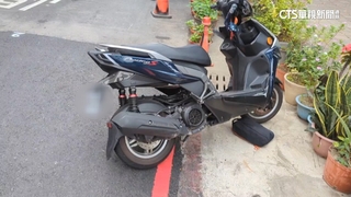 行經無號誌巷口未禮讓　無照男騎士撞雙載夫妻