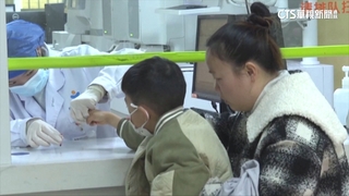 中國多種呼吸道病毒流行　官方發布佩戴口罩指引