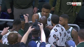 字母哥飆生涯新高64分　「紀錄球」被拿走爆氣