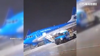 飛機都被吹跑！超強暴風襲擊　阿根廷15人死