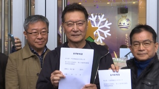 趙少康拿出「董事長辭職書」　呼籲賴清德「別再拖」：今天捐今天辭