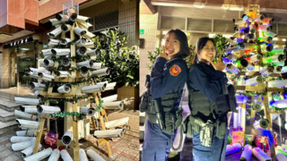 警局創意耶誕樹「「I-SEE-YOU」引萬人朝聖　網笑：科技執法之樹