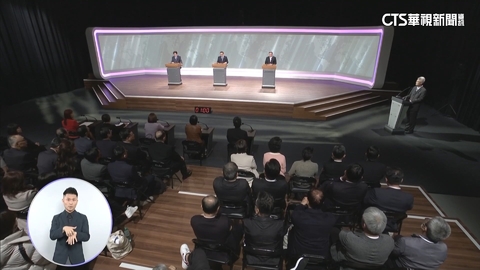 認同中華民國憲法? 柯認同 侯:刻在心裡 賴:團結國人要採用