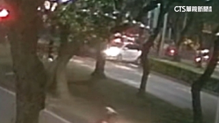 跨年夜路口處理車禍　警疏導車流遭撞傷頭