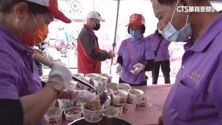 高雄宮廟免費發「千份麻油雞」　香氣四溢.民眾超滿足