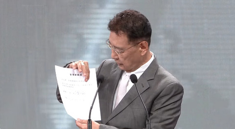 辯論會/趙少康拿出辭職書 宣布「辭中廣董事長」、當選副總統不拿薪水