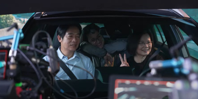 「在路上」總統開車掀熱議！幕後真相曝：虛擬攝影棚拍攝 | 華視新聞