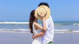 情侶第一次接吻　他嫌棄女友「滿嘴老人味」：想分手了