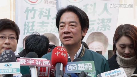 賴清德車掃桃竹 熱情支持者沿街追戰車力挺