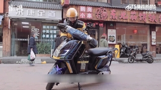 中國外送員3年賺450萬　網友：1天做31小時？