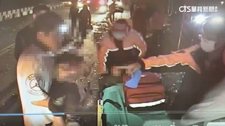 自撞車禍衝田裡...　駕駛「未繫安全帶」噴飛！