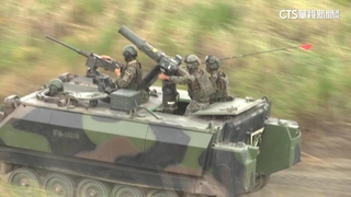 戰甲車鋼棚架光電板　國防部：非集中停放戰甲車