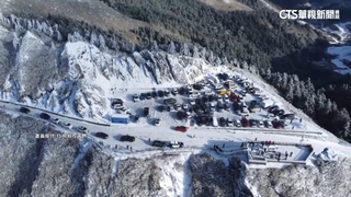 雪停了！合歡山積雪美翻　水晶宮冰柱瀑布驚豔