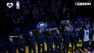 勇士齊心「獵」老鷹　將勝利獻給已逝助教