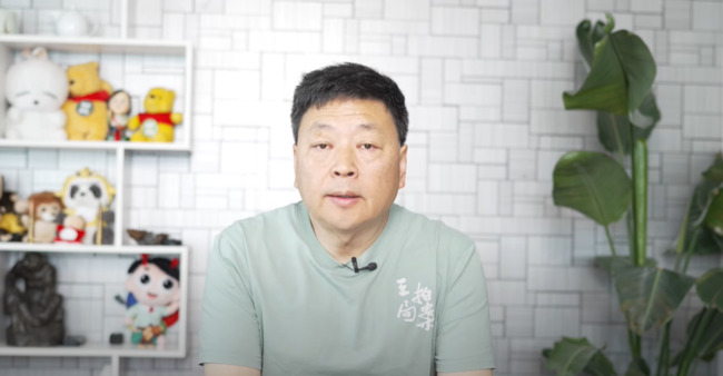 「給所有人道歉」　王志安發影片道歉：模仿障礙者是不妥當的 | 華視新聞