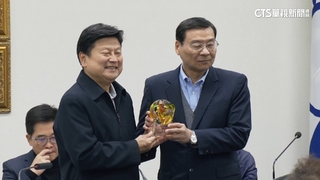 藍黨團總召選舉　「鼓掌通過」傅崐萁執掌大黨鞭