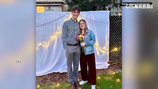 難忘驚喜！　浣熊亂入求婚　喧賓奪主成主角