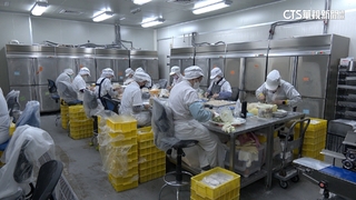 金龍年吃水餃招財　業者拚手速過年包124萬顆